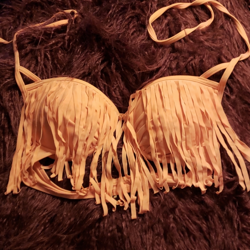 👙🧜♀️ Fringe bikini top